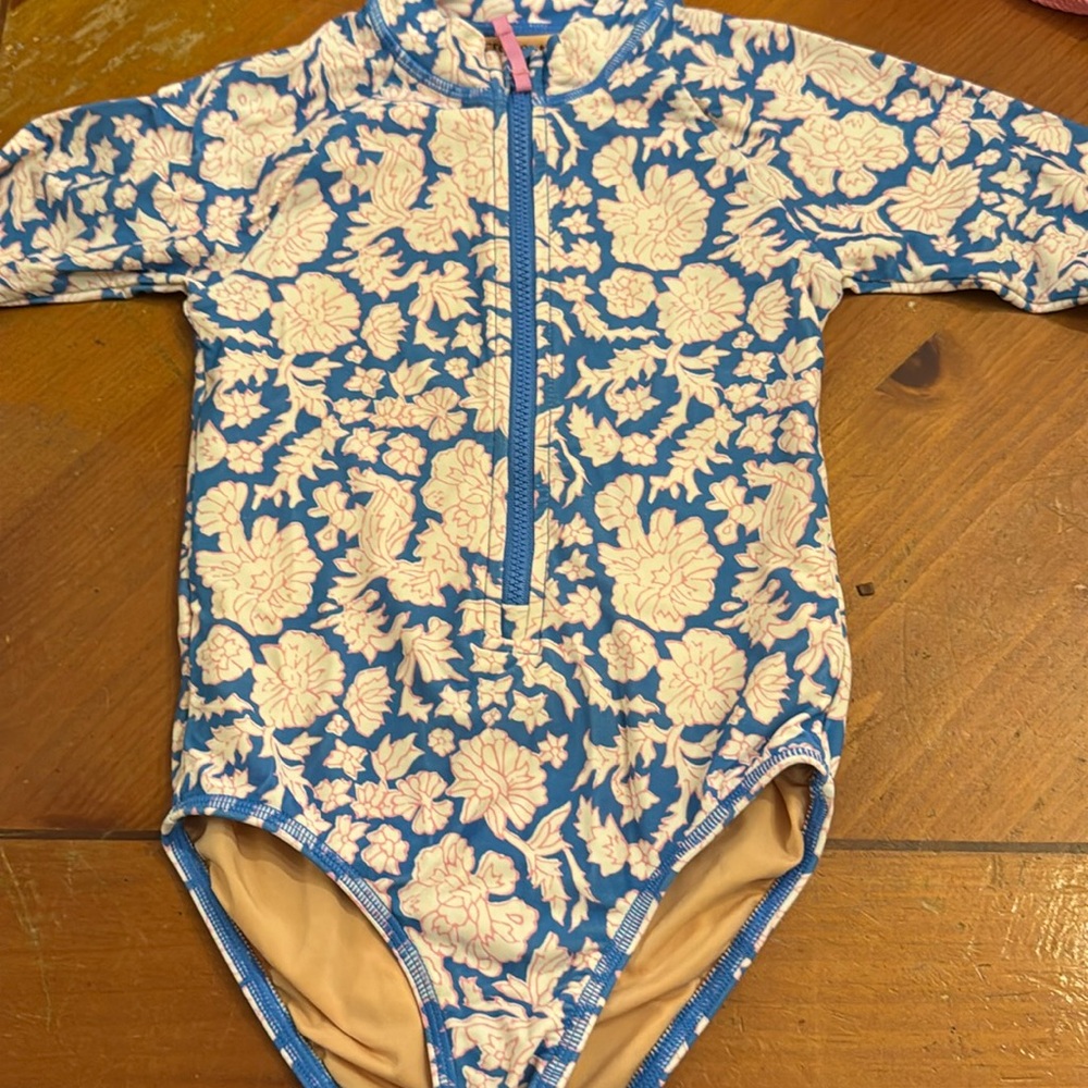2 crew cuts bathing suits jcrew (30$ for 2)